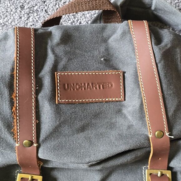 Uncharted 1 2 Drake Canvas Backpack Bag Figure Fits Laptop Sony Naughty Dog NEW - Picture 5 of 10